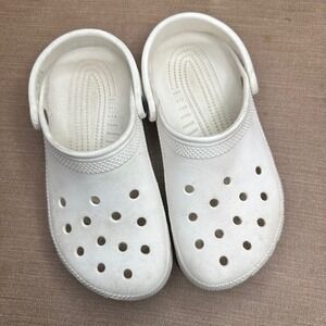 Crocs Classic Clog Unisex Men 6 Women 8 White Slip‎ On Comfort Shoes